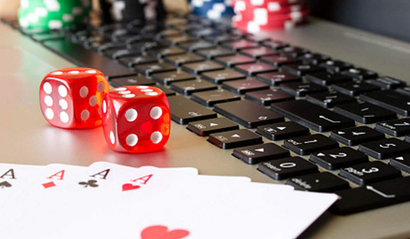 Chơi Poker online ở Việt Nam hợp pháp